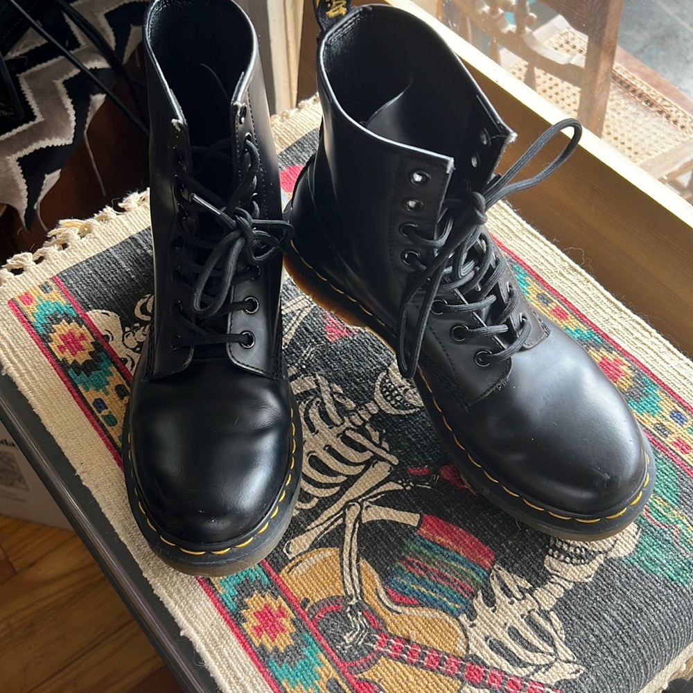 Dr. Martens Boots 1460